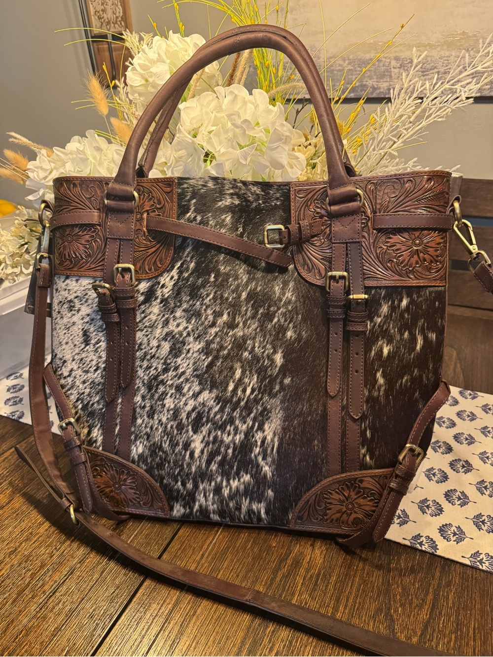 American Darling Cowhide Tooled Leather Concealed Carry Tote Bag - NWT !!! - Picture 12 of 15